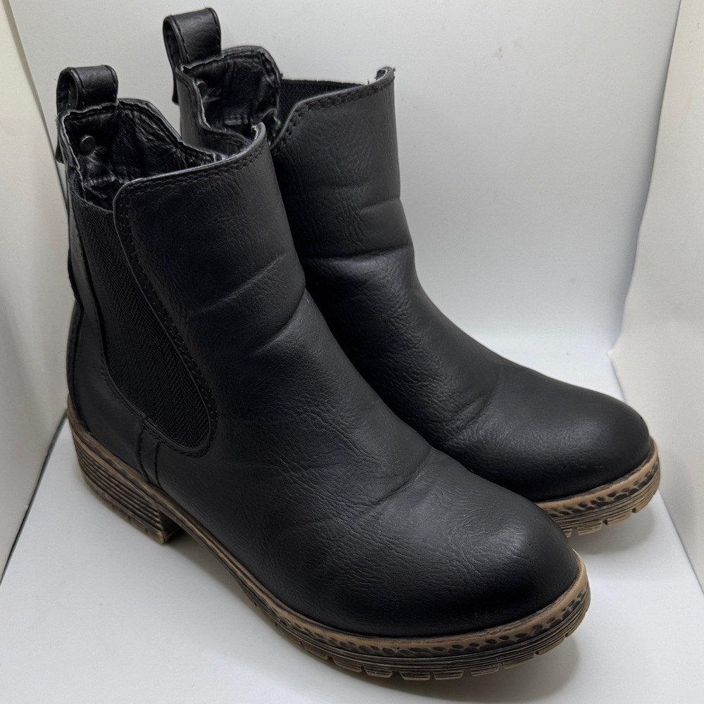Maurices Black Ankle Boots